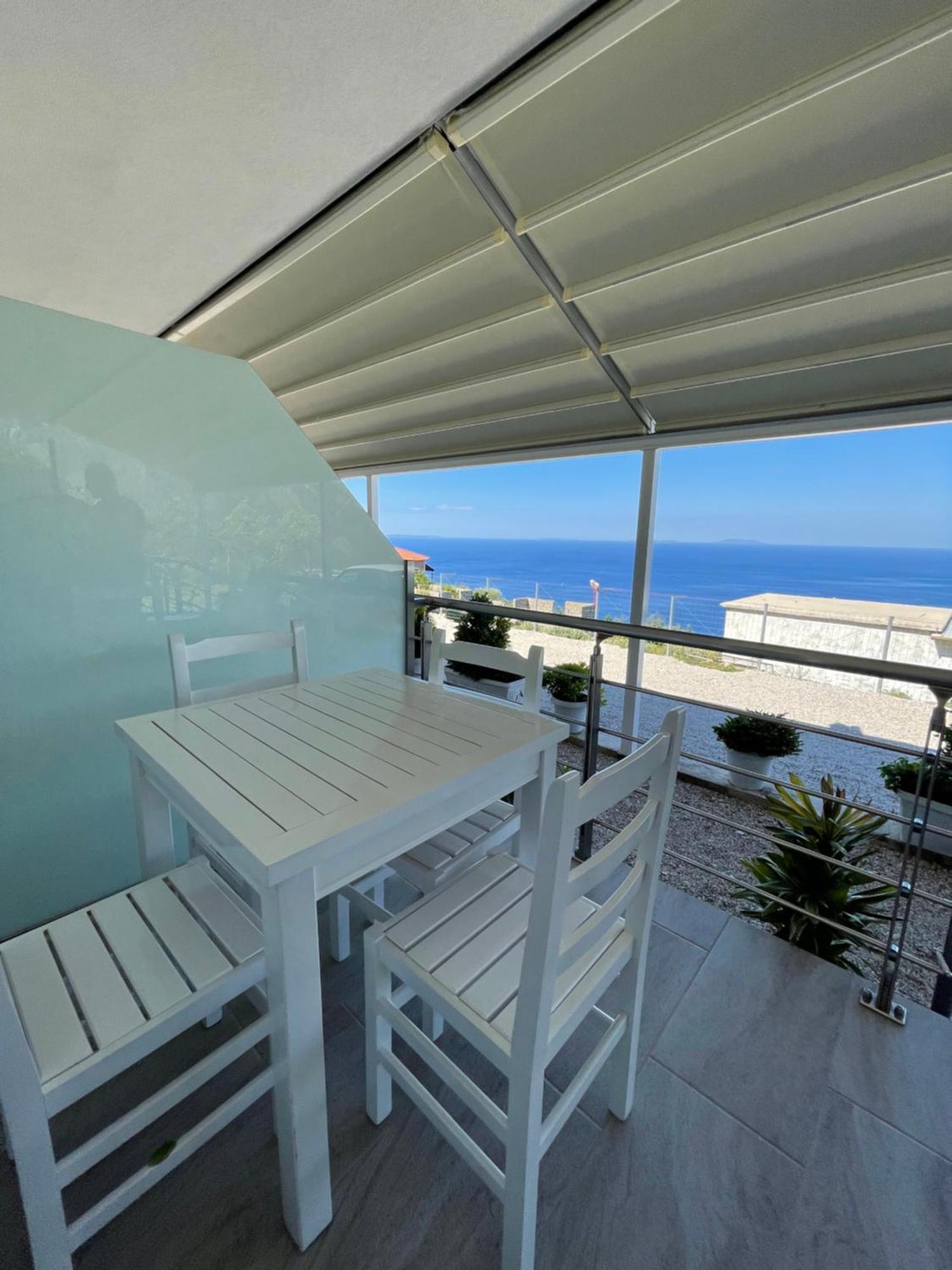 Orizzonte Blu Borsh Apartman Kültér fotó